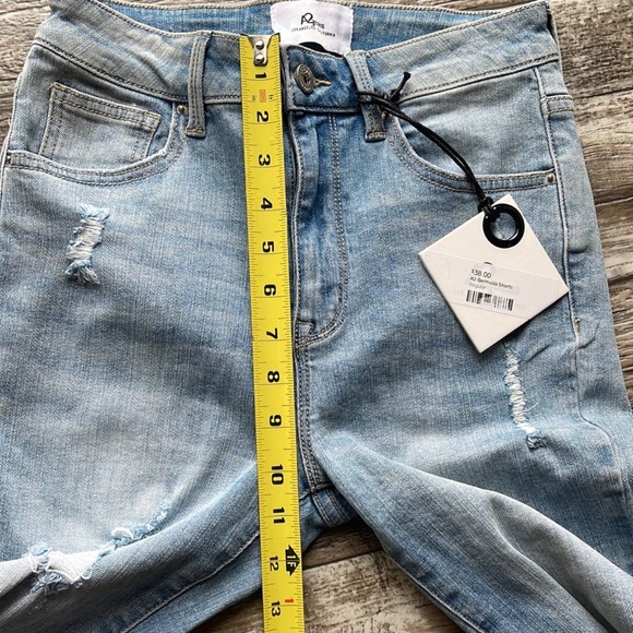 🌟A2 🌟Bermuda 🌟Jeans Los
Angeles California Shorts,
Regular Small, - Picture 10 of 12